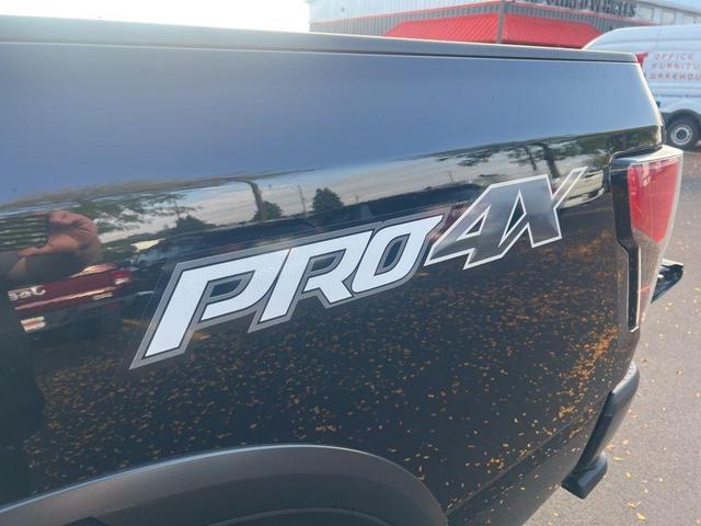 Photo of 2024 Black Nissan Titan