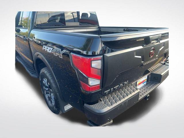 Photo of 2024 Black Nissan Titan