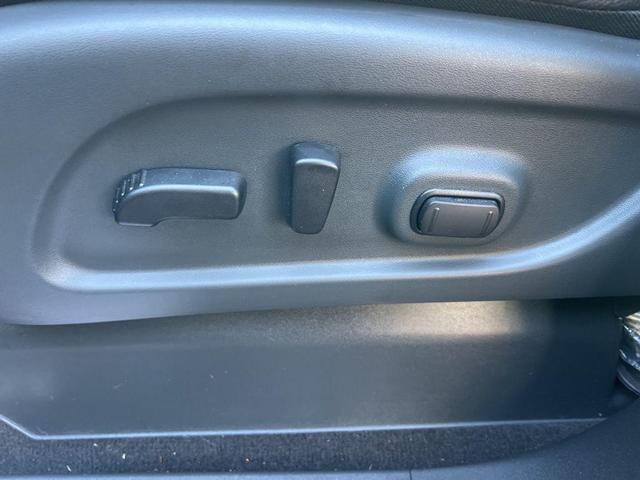 Photo of 2024 Black Nissan Titan