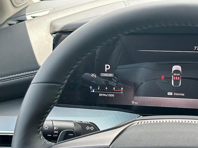 Photo of 2025 Everest White P Nissan Murano