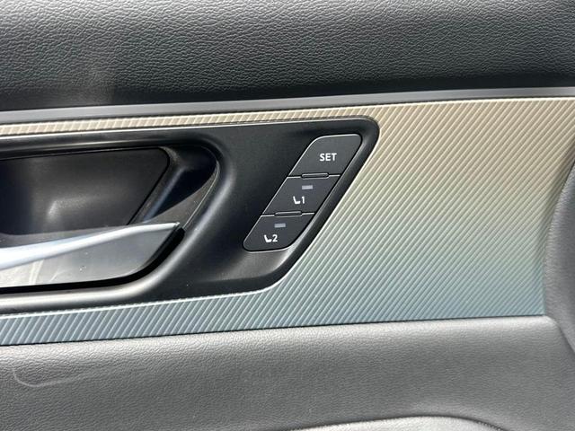 Photo of 2025 Everest White P Nissan Murano