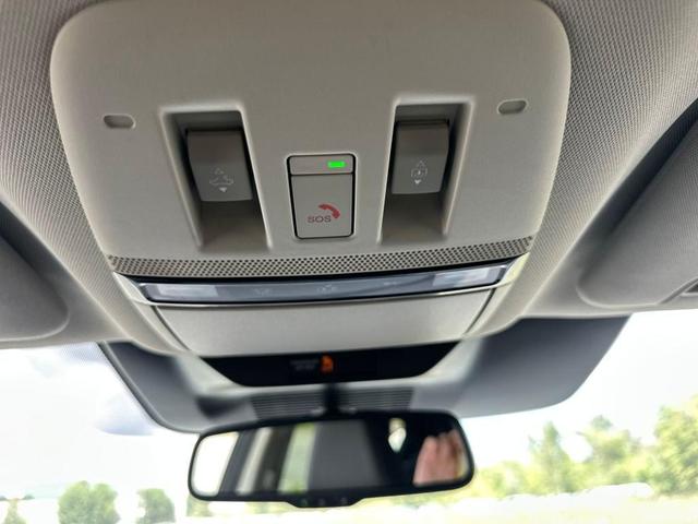 Photo of 2025 Everest White P Nissan Murano