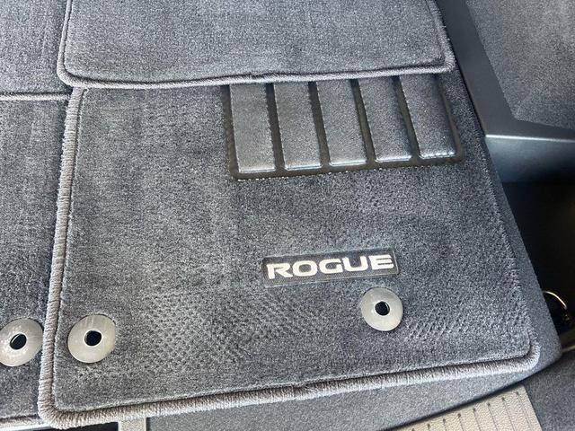 Photo of 2023 Gun Metallic Nissan Rogue