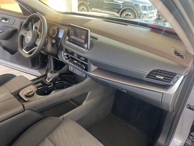 Photo of 2023 Gun Metallic Nissan Rogue