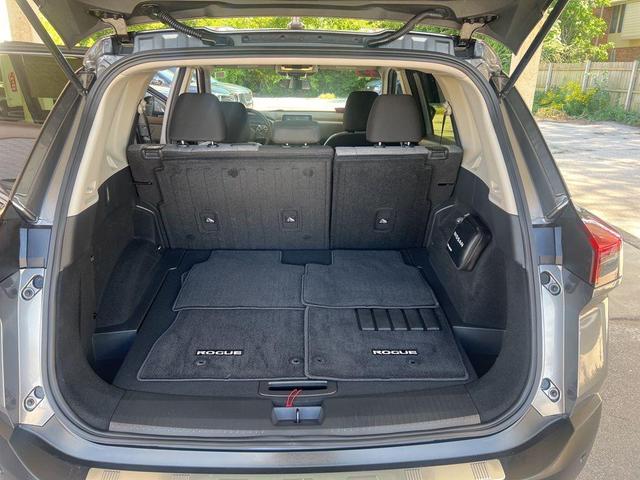 Photo of 2023 Gun Metallic Nissan Rogue