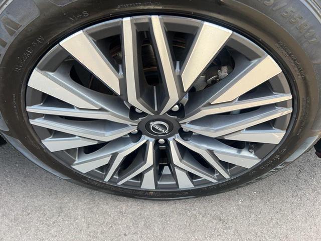 Photo of 2023 Garnet Pearl Nissan Altima