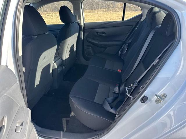Photo of 2025 Aspen White Nissan Sentra
