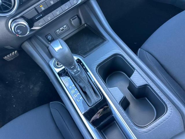 Photo of 2025 Aspen White Nissan Sentra