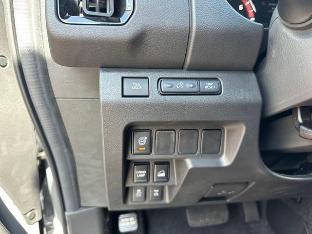 Photo of 2025 Boulder Gray Metallic Nissan Frontier