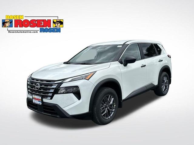 Photo of 2026 Glacier White Nissan Rogue
