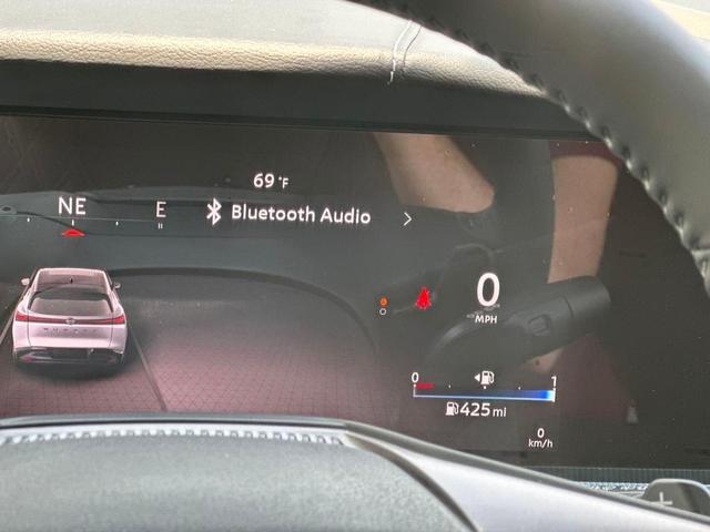 Photo of 2025 Everest White P Nissan Murano