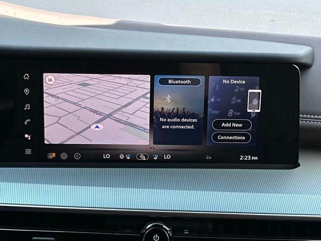 Photo of 2025 Everest White P Nissan Murano