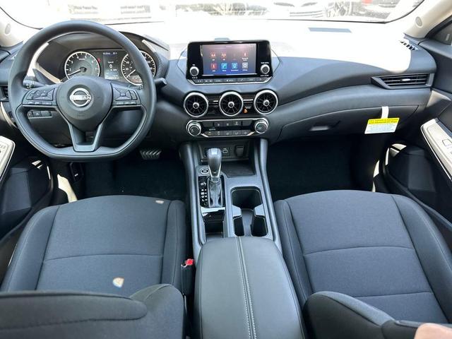 Photo of 2025 Cloud White Nissan Sentra