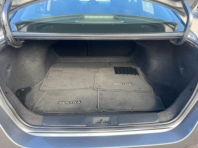 Photo of 2024 Gun Metallic Nissan Sentra