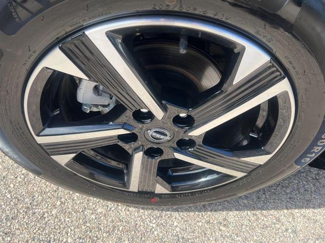 Photo of 2024 Gun Metallic Nissan Sentra