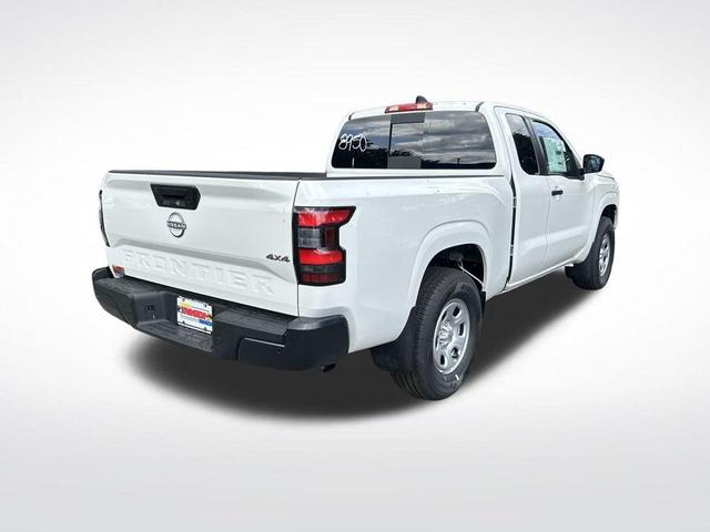 Photo of 2025 Glacier White Nissan Frontier