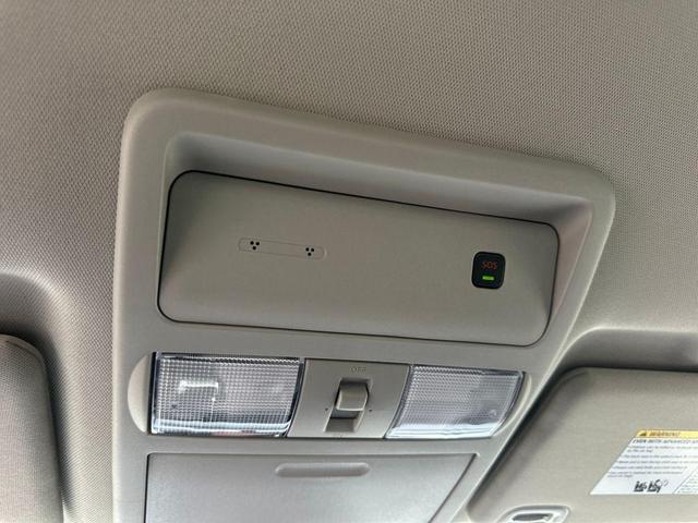 Photo of 2025 Glacier White Nissan Frontier