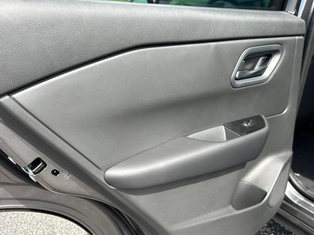 Photo of 2026 Gun Metallic Nissan Rogue