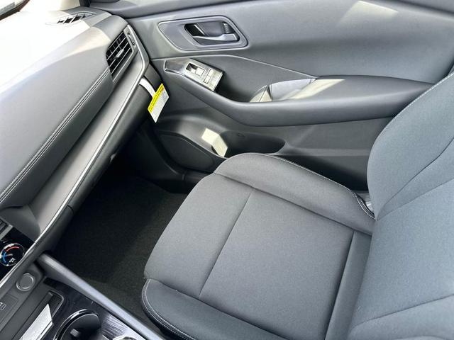 Photo of 2026 Gun Metallic Nissan Rogue