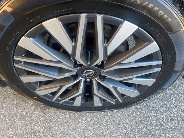 Photo of 2023 Black Nissan Altima