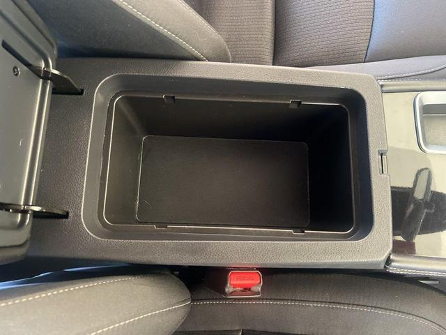 Photo of 2023 Black Nissan Altima