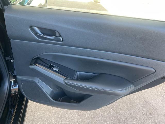 Photo of 2023 Black Nissan Altima