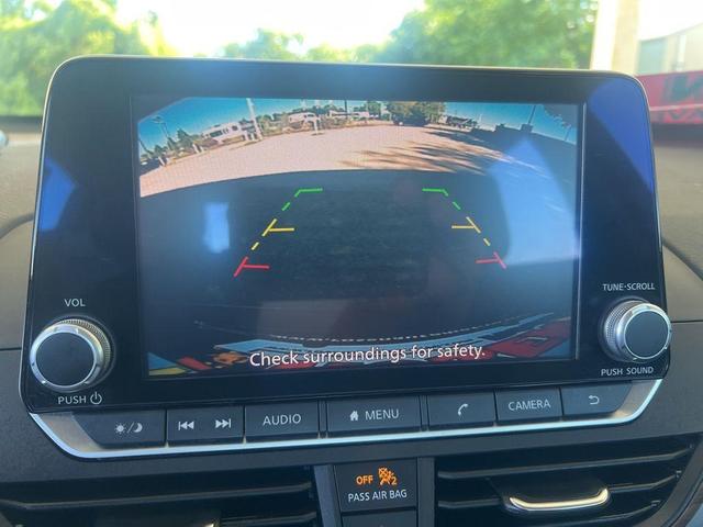 Photo of 2023 Black Nissan Altima
