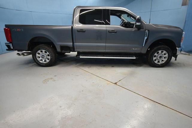 Photo of 2023 Carbonized Gray Metallic Ford F-250
