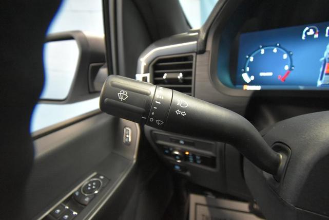Photo of 2025 Oxford White Ford F-150