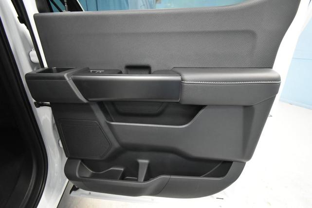 Photo of 2025 Oxford White Ford F-150
