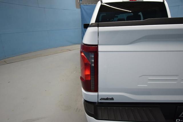 Photo of 2025 Oxford White Ford F-150