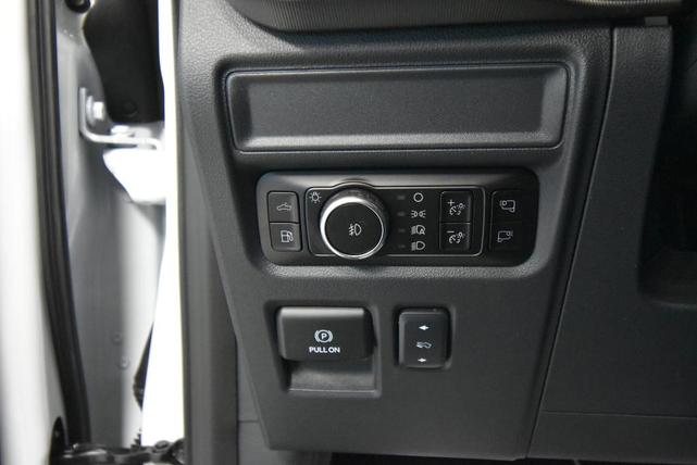 Photo of 2025 Oxford White Ford F-150