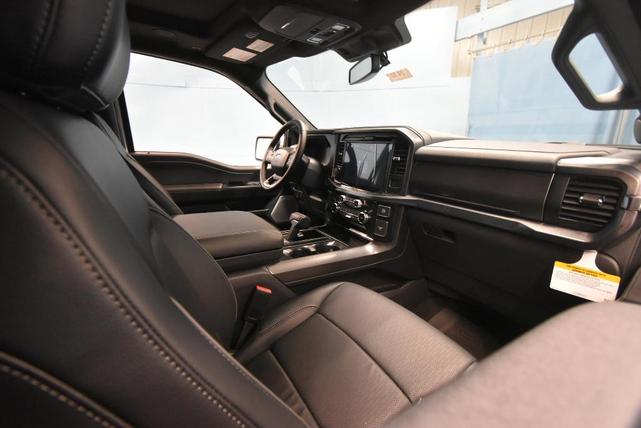 Photo of 2025 Oxford White Ford F-150