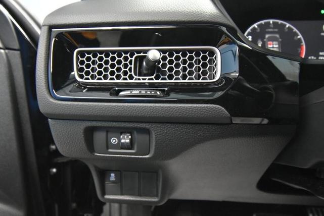 Photo of 2025 Black Honda Civic