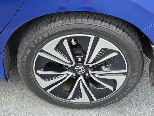 Photo of 2017 Blue Honda Civic