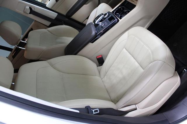 Photo of 2018 Polar White Mercedes-Benz GLE 350