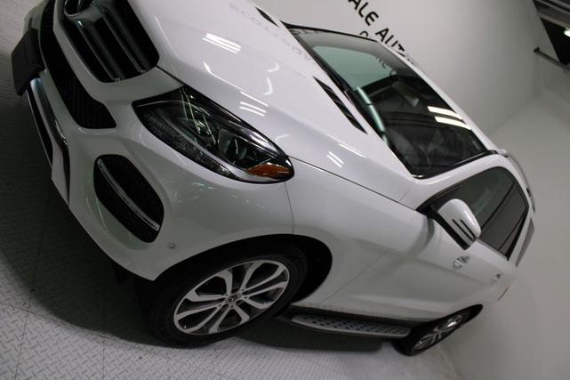 Photo of 2018 Polar White Mercedes-Benz GLE 350