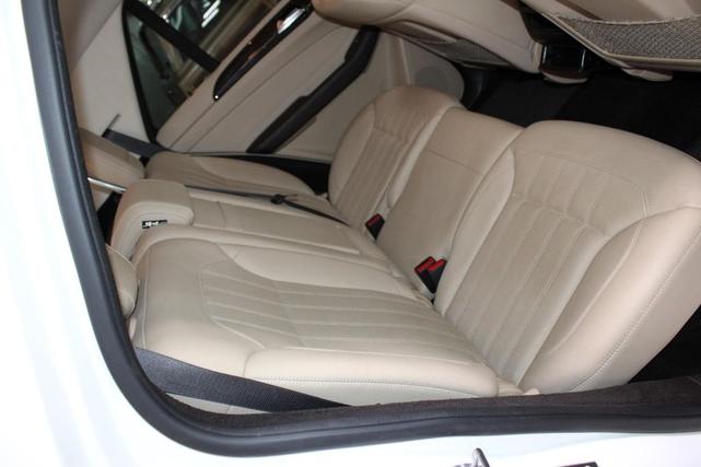Photo of 2018 Polar White Mercedes-Benz GLE 350