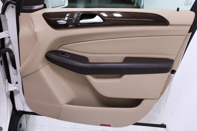 Photo of 2018 Polar White Mercedes-Benz GLE 350
