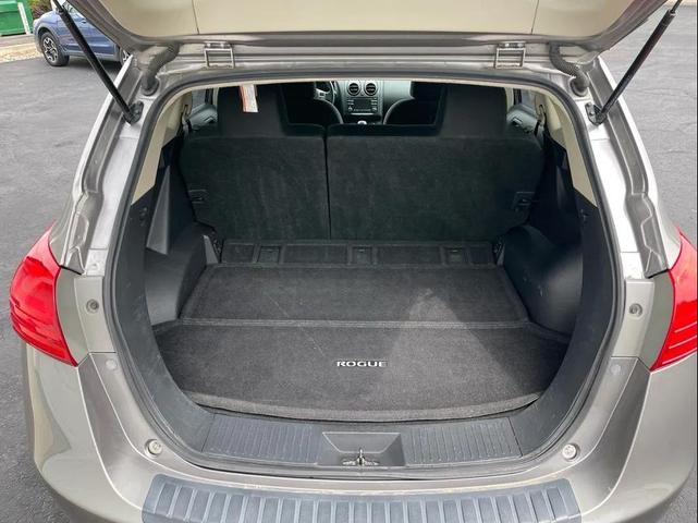 Photo of 2013 Gray Nissan Rogue