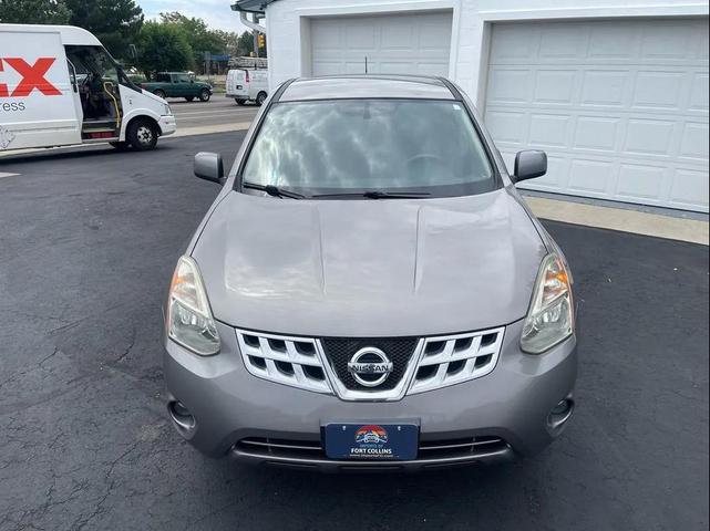 Photo of 2013 Gray Nissan Rogue