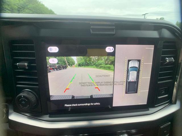 Photo of 2025 Carbonized Gray Metallic Ford F-350