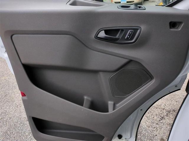 Photo of 2023 Oxford White Ford Transit-250