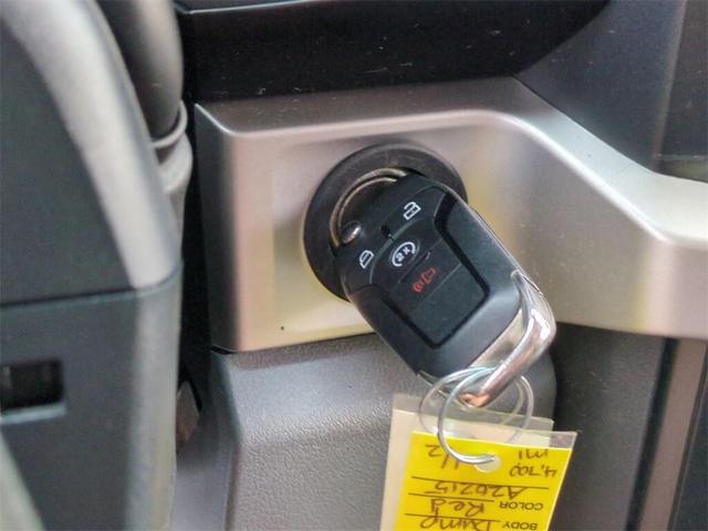 Photo of 2023 Oxford White Ford F-350