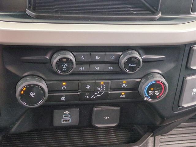 Photo of 2023 Oxford White Ford F-350