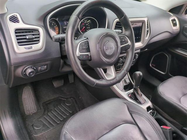 Photo of 2017 Diamond Black Crystal Pearlcoat Jeep New Compass