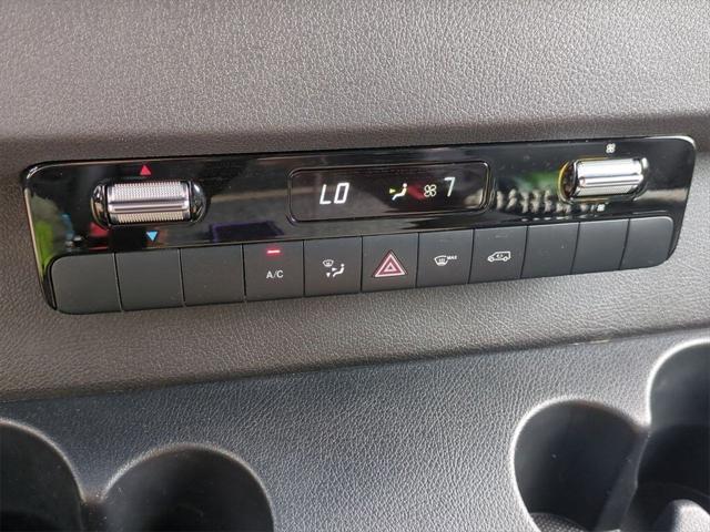 Photo of 2024 White Mercedes-Benz Sprinter 3500