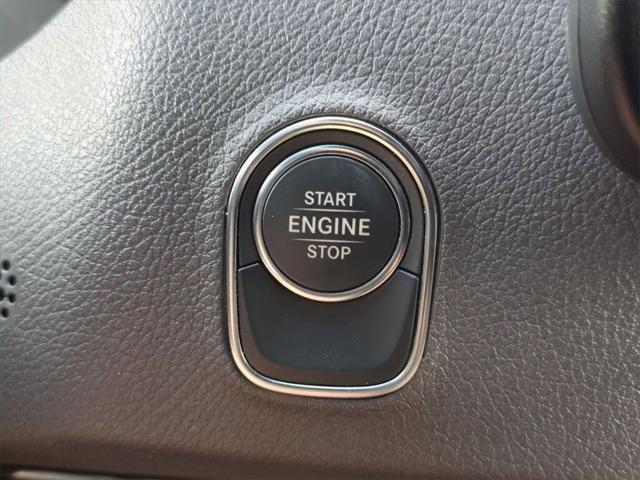 Photo of 2024 White Mercedes-Benz Sprinter 3500