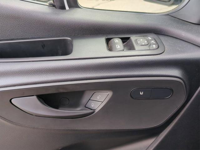 Photo of 2024 White Mercedes-Benz Sprinter 3500