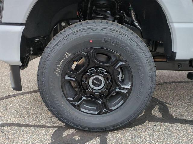 Photo of 2025 Oxford White Ford F-350